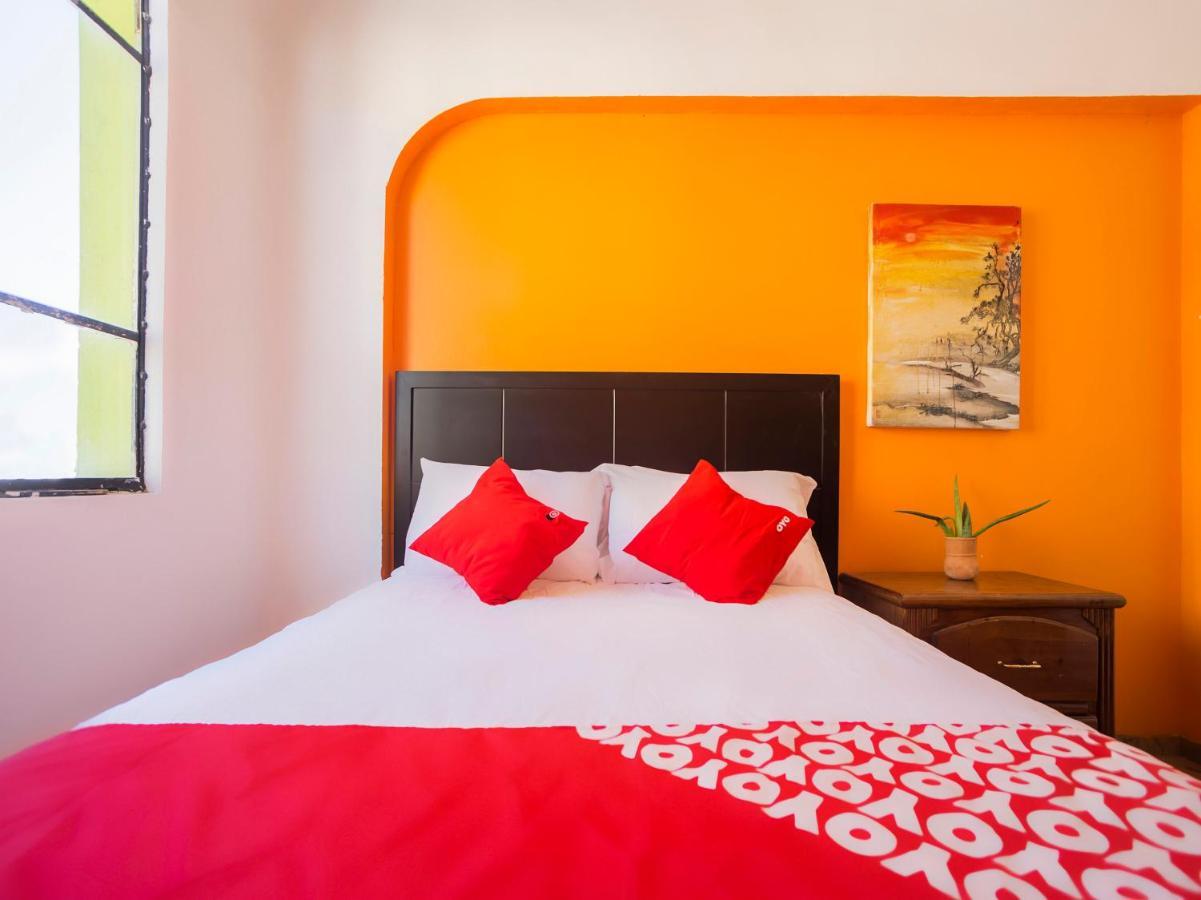 Oyo Hotel Hare Krishna Monterrey Zewnętrze zdjęcie