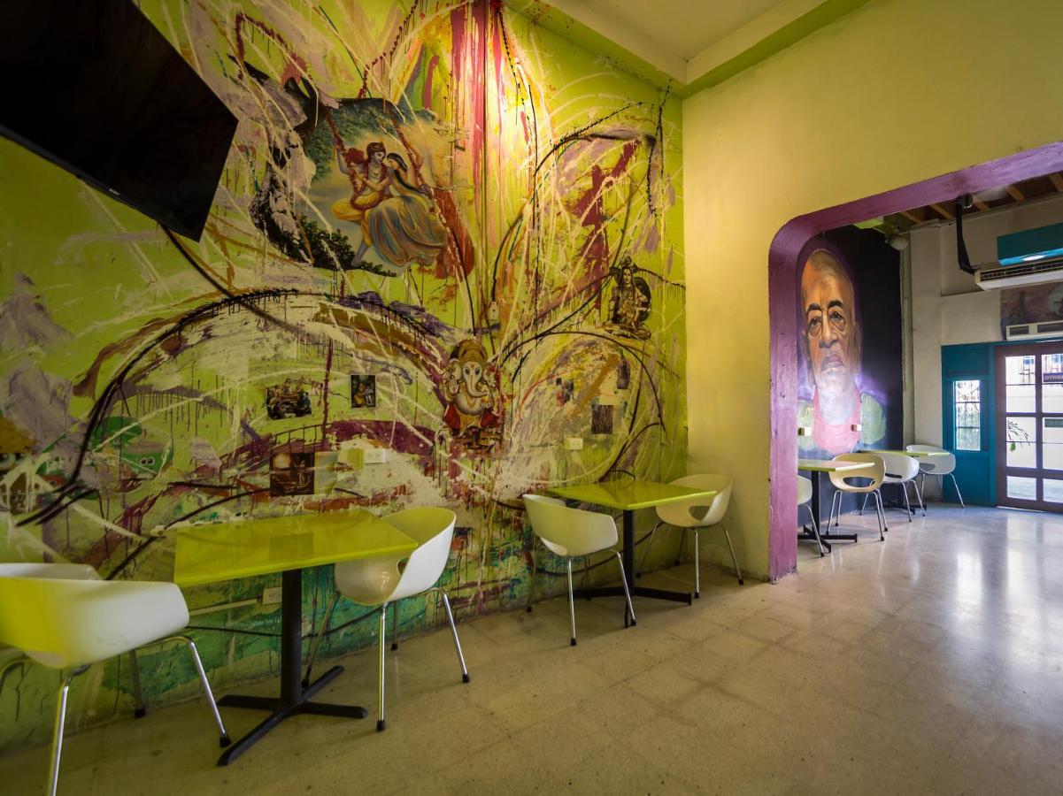 Oyo Hotel Hare Krishna Monterrey Zewnętrze zdjęcie
