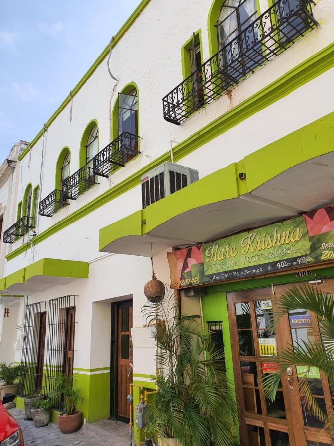 Oyo Hotel Hare Krishna Monterrey Zewnętrze zdjęcie
